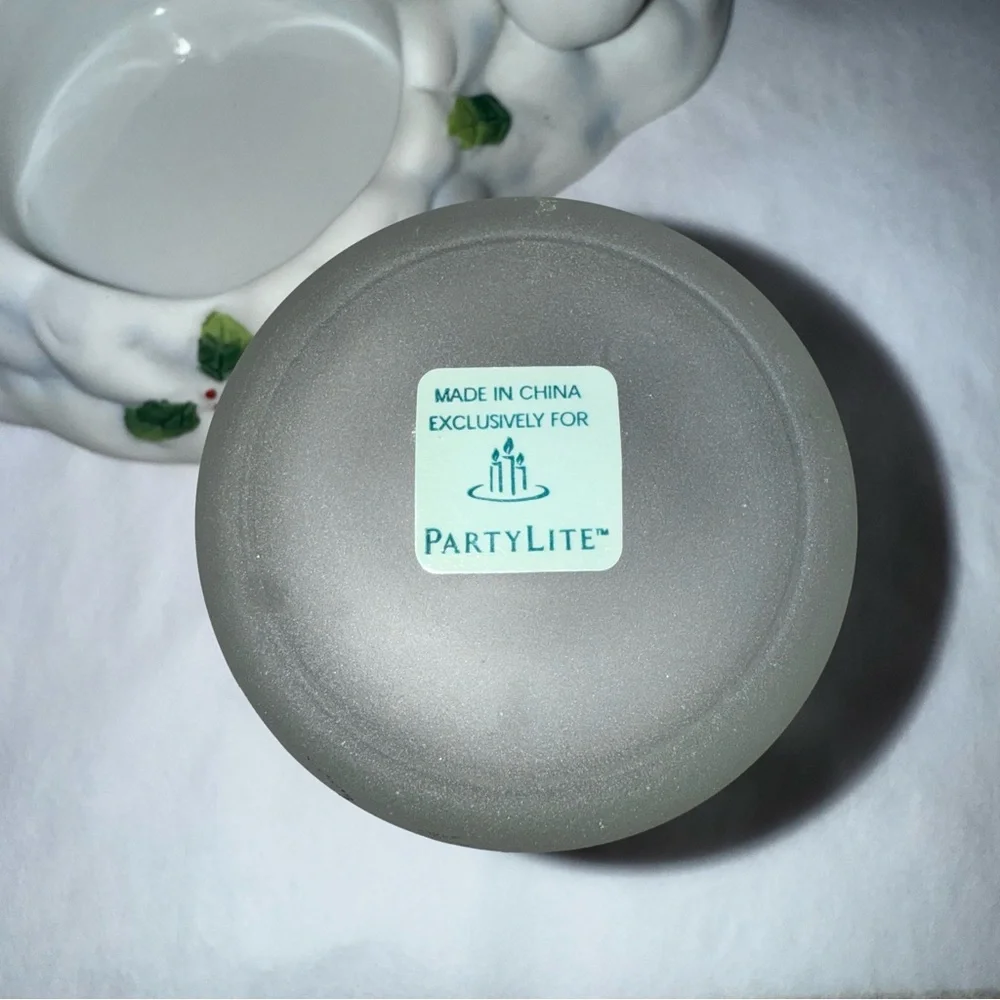 PartyLite Snowman Candle Holder with Red and Green Accents - Picture 4 of 12